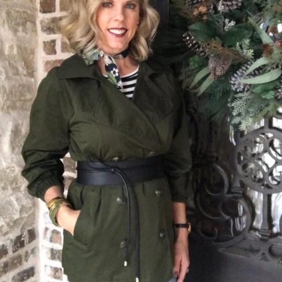 CAbi Expedition Jacket In Army Green - Picture 3 of 13